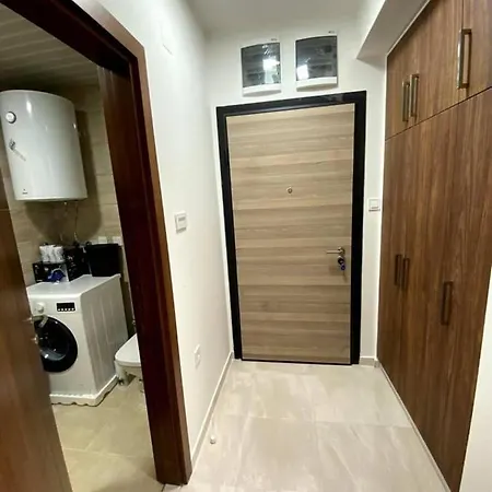 Brand New 2 Bedroom In The Center