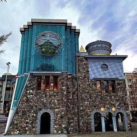 Brand New 2 Bedroom In The Center Üsküp